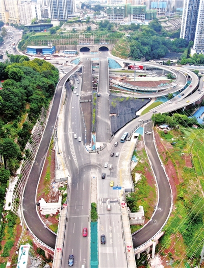 快速路三纵线五台山立交至双山隧道段改造工程进入主体施工阶段